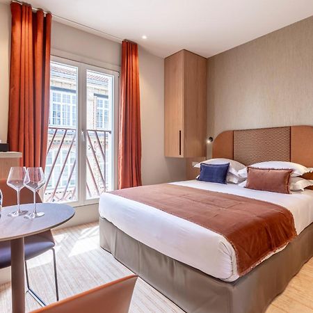 Suite Fl By Sweett Paris Exteriör bild